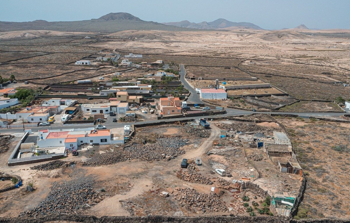 Venta - Fincas y solares - La Oliva - San Antonio