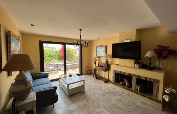 Venta - Casas o chalets - Estepona - C. Bergantin, 35