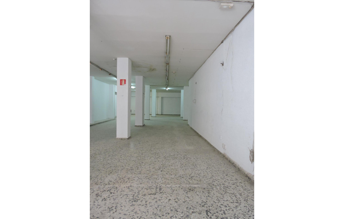 Long Rental Period - Locales - Valencia - dr nicasio benlloch, 22