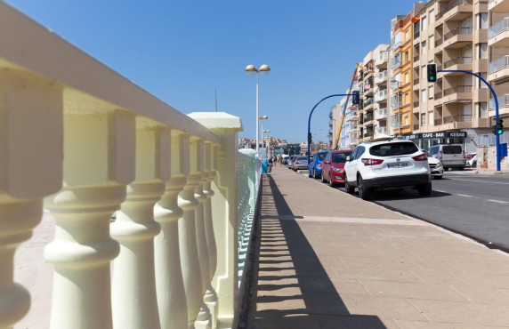 For Sale - Pisos - Torrevieja - Calle de la Loma