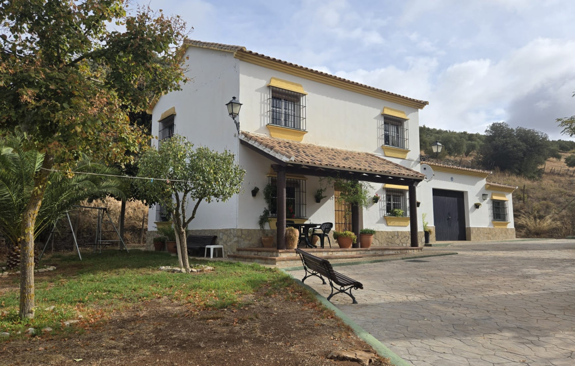 Venta - Casas o chalets - Antequera - Crta. Torcal Antequera