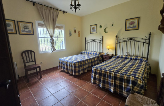 Venta - Casas o chalets - Antequera - Crta. Torcal Antequera