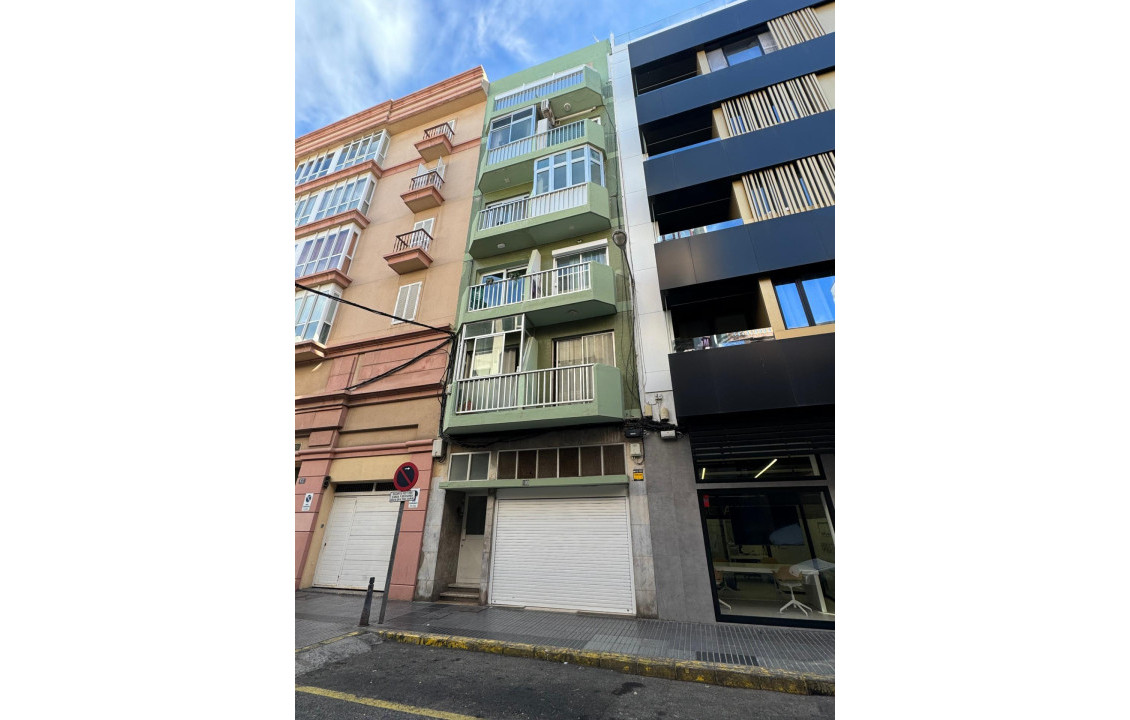 For Sale - Pisos - Las Palmas de Gran Canaria - Calle de la Naval