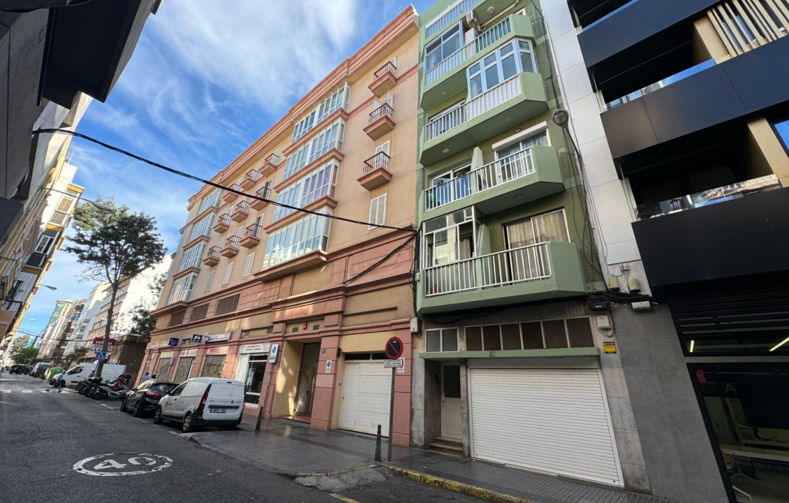 For Sale - Pisos - Las Palmas de Gran Canaria - Calle de la Naval