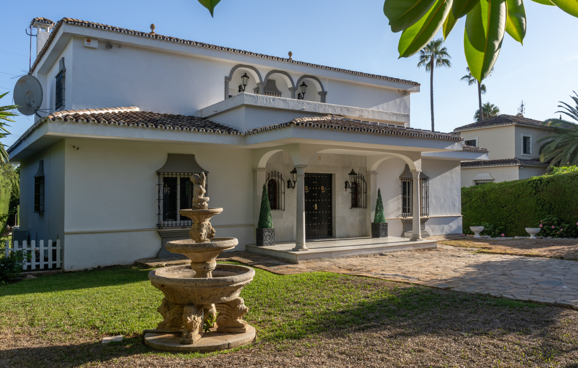 Venta - Casas o chalets - Marbella - C. Nerja, 133