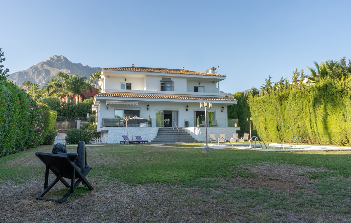 Venta - Casas o chalets - Marbella - C. Nerja, 133