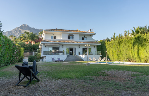 Venta - Casas o chalets - Marbella - C. Nerja, 133