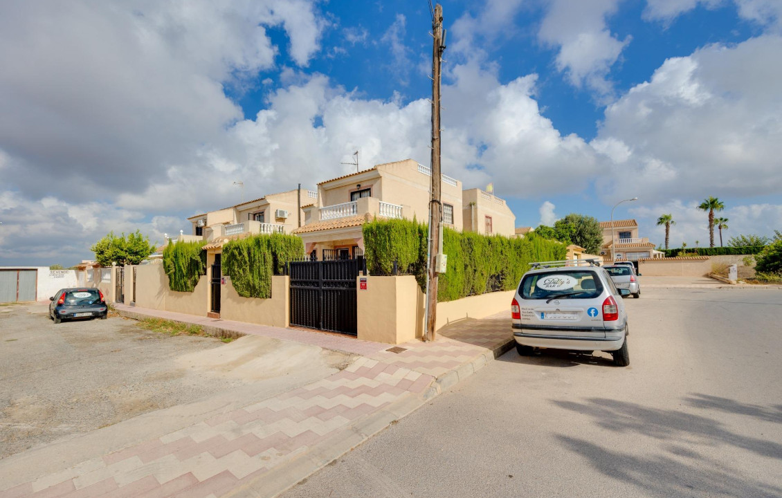 For Sale - Casas o chalets - Torrevieja - LEJONA