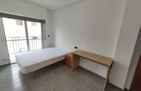 Long term room rental - Flat - Elche