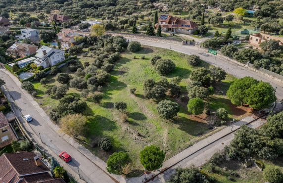 For Sale - Fincas y solares - Hoyo de Manzanares - Calle de las Encinas