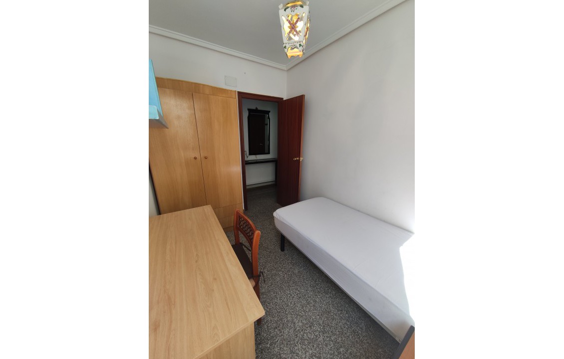 Long term room rental - Flat - Elche