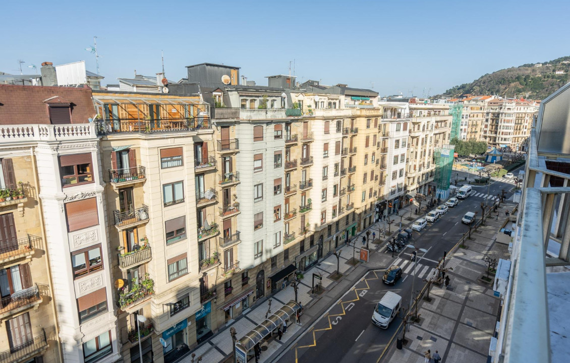 For Sale - Pisos - Donostia-San Sebastián - Paseo de Colon