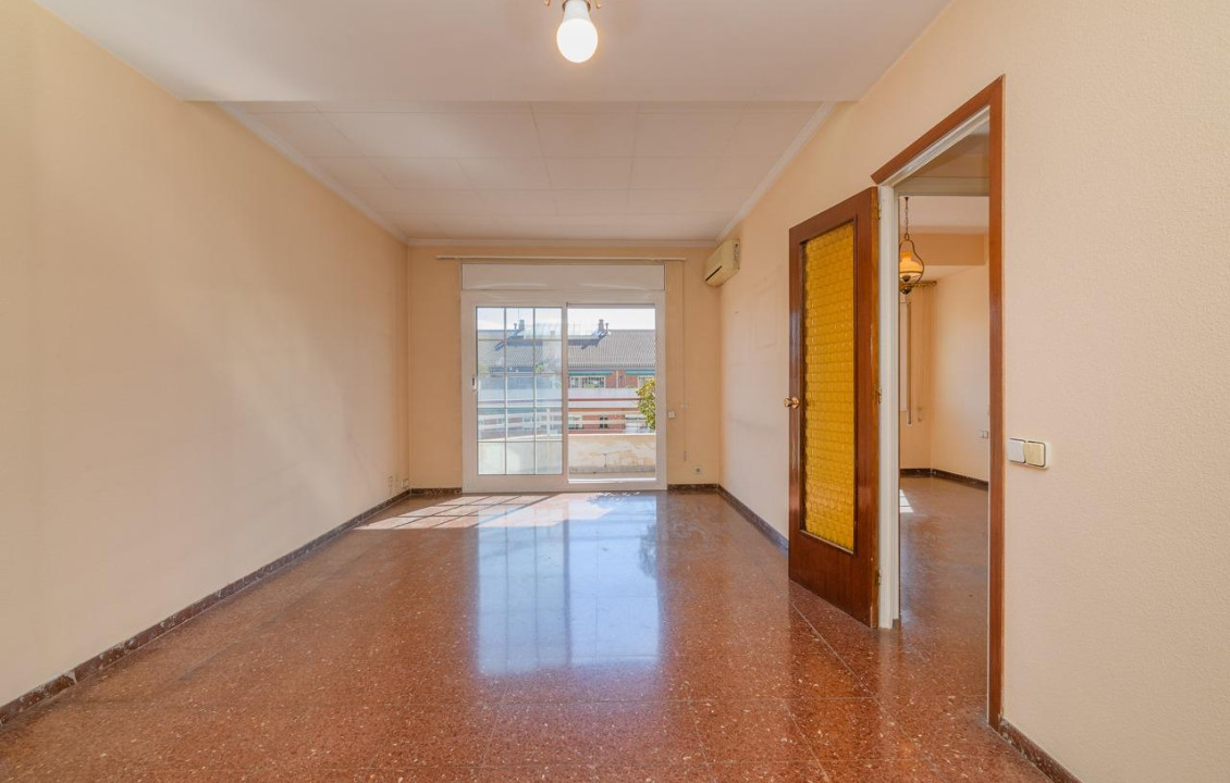 For Sale - Pisos - Barcelona - del Guinardó