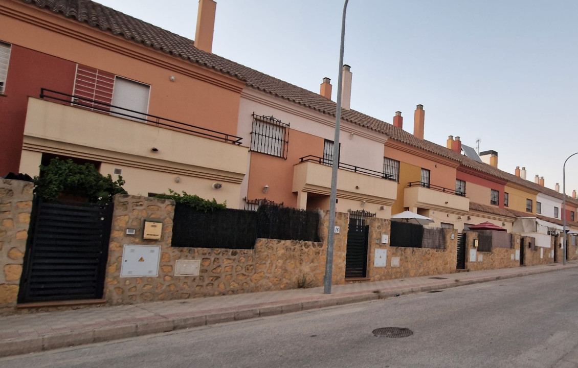 For Sale - Casas o chalets - Montequinto - Calle Campanilla