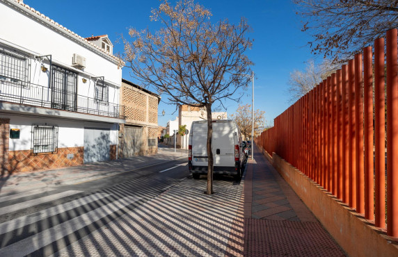 For Sale - Fincas y solares - Armilla - Av. Ogíjares, 30