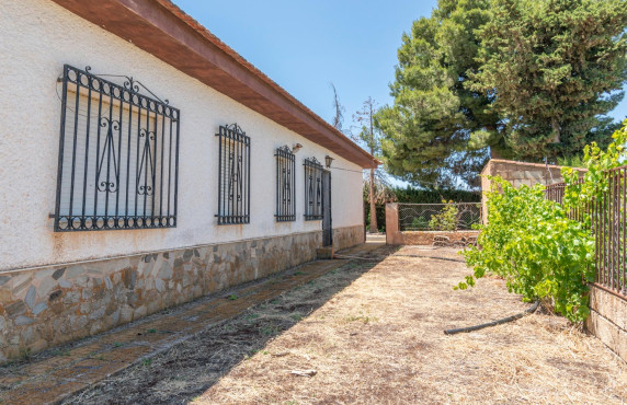 For Sale - Casas o chalets - Baza - C. las Viñas, 60