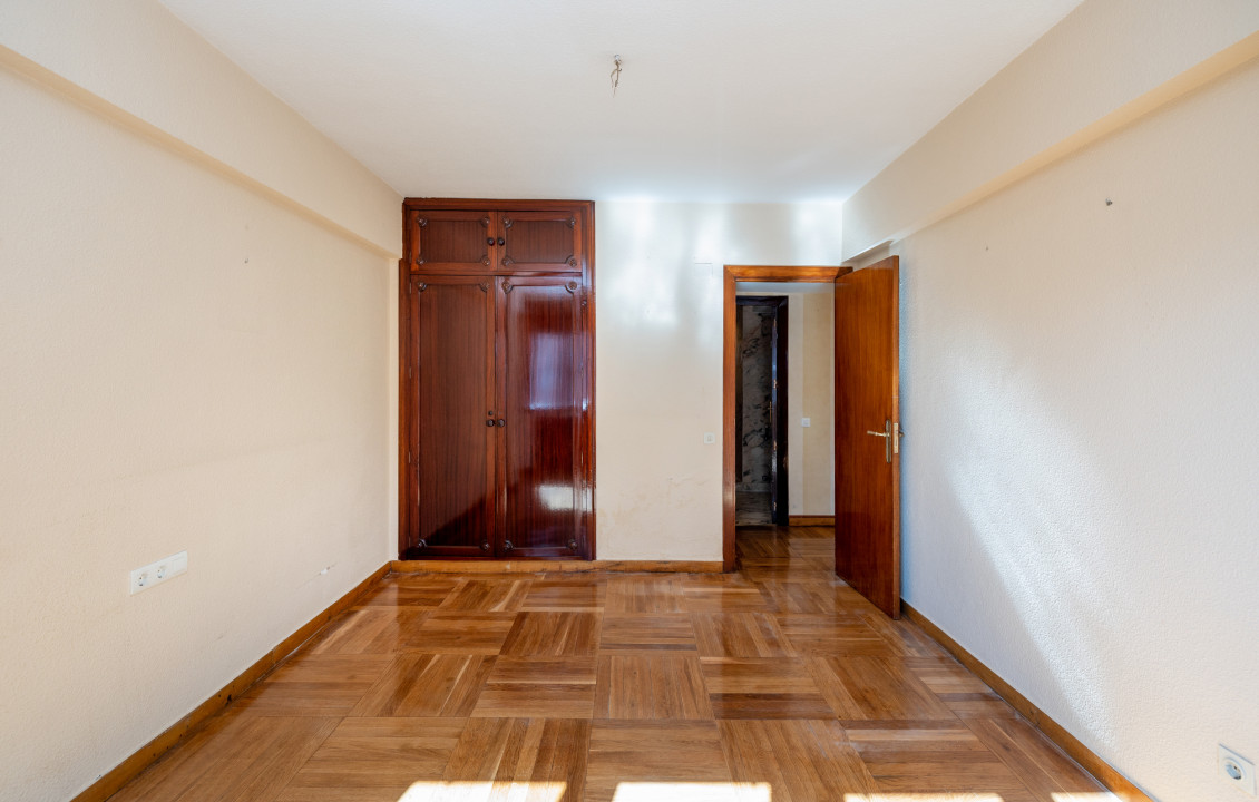 For Sale - Pisos - Granada - Av. de la Constitución, 18