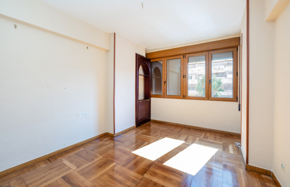 For Sale - Pisos - Granada - Av. de la Constitución, 18