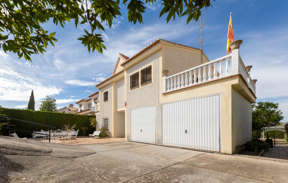 For Sale - Fincas y solares - La Zubia - Calle Aneto