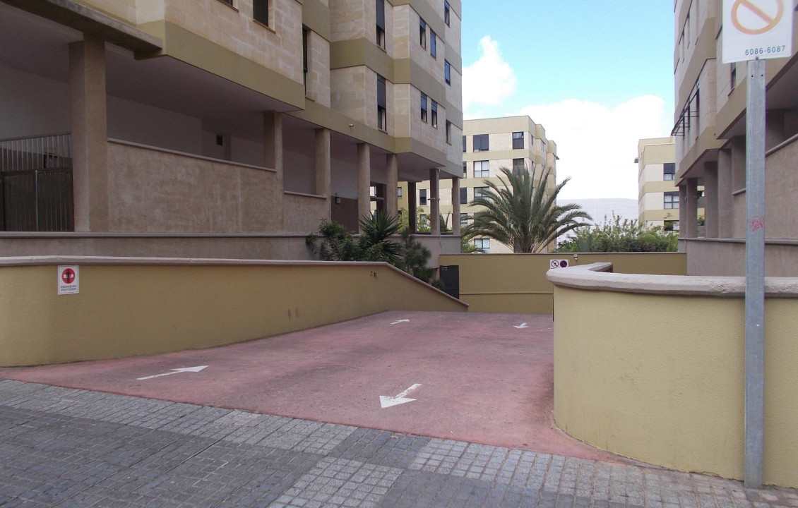 For Sale - Garajes - Las Palmas de Gran Canaria - Avenida Pintor Felo Monzón