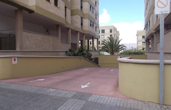 For Sale - Garajes - Las Palmas de Gran Canaria - Avenida Pintor Felo Monzón