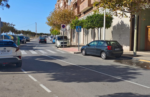 Alquiler Larga Estancia - Garajes - Crevillent - AVINGUDA DEL VOLUNTARIAT, 35