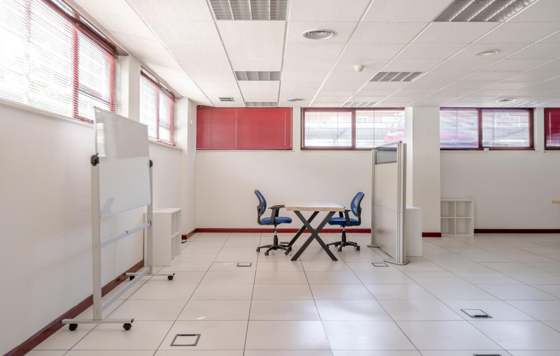 For Sale - Oficinas - Las Rozas de Madrid - de la Rosa de Lima