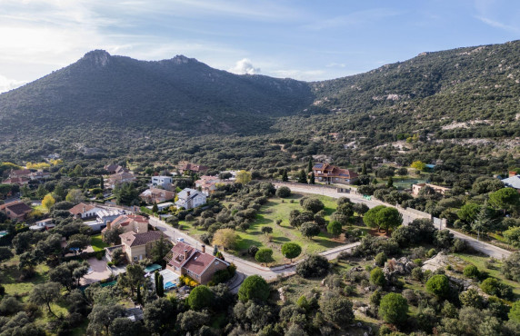 For Sale - Fincas y solares - Hoyo de Manzanares - de Gargantilla