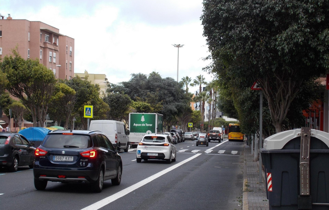 Venta - Garajes - Las Palmas de Gran Canaria - Avenida Pintor Felo Monzón