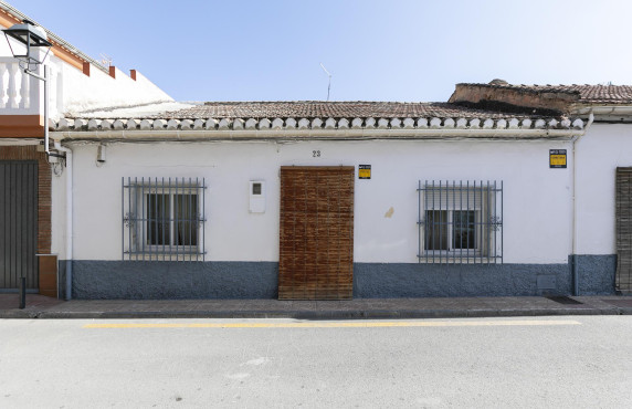 Venta - Casas o chalets - Churriana de la Vega - Cl. Sta. Bárbara, 23