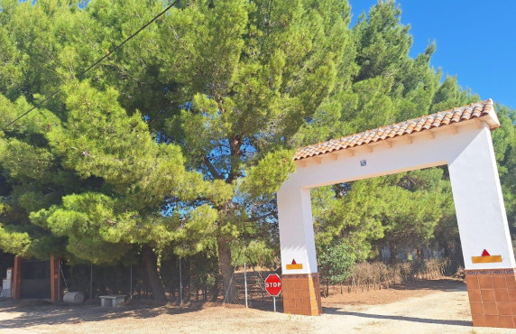 For Sale - Casas o chalets - Quintanar de la Orden - DISEMINADO