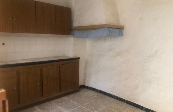 Venta - Casas o chalets - Cuevas Bajas - C/ San  Antón 12, Cuevas Bajas.29220. Málaga