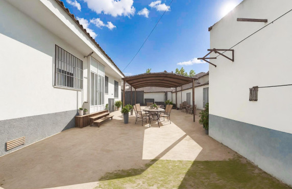 Venta - Fincas y solares - Albacete - Calle Carretera de Valencia