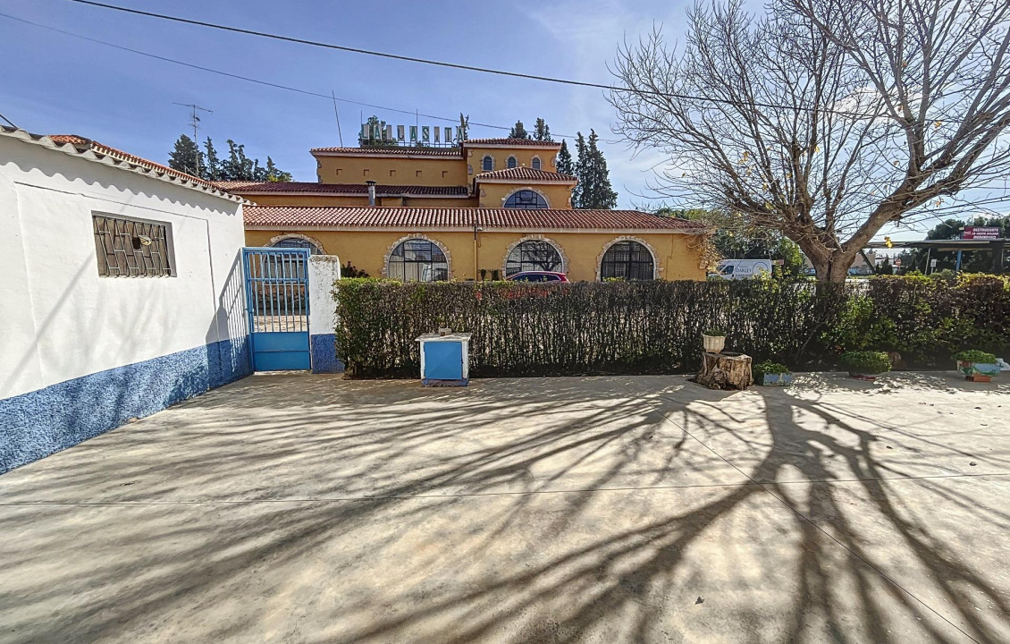 Venta - Fincas y solares - Albacete - Calle Carretera de Valencia