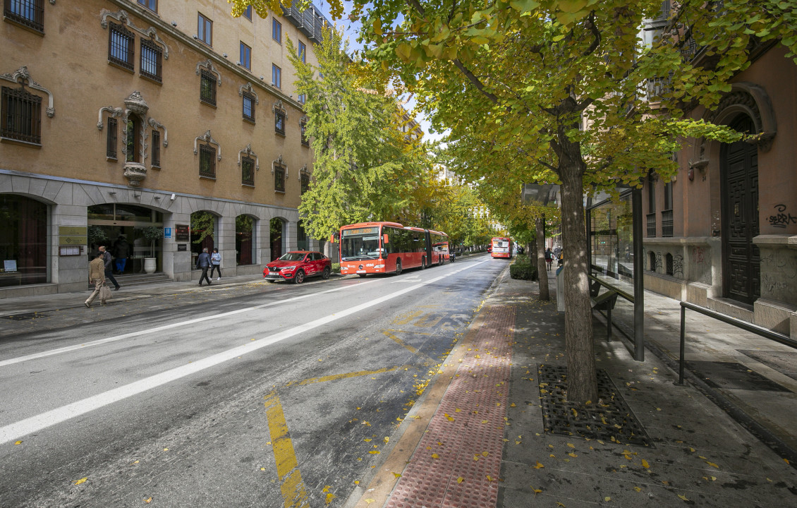 Venta - Pisos - Granada - C. Gran Vía de Colón, 29, 1º