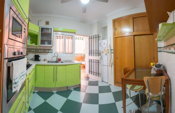 Venta - Casas o chalets - Vélez-Málaga - C. Pintor Sánchez Cotán, 16