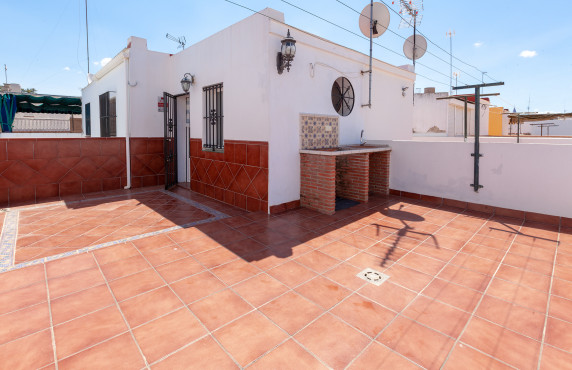 For Sale - Casas o chalets - Dos Hermanas - Calle Manuel Calvo Leal