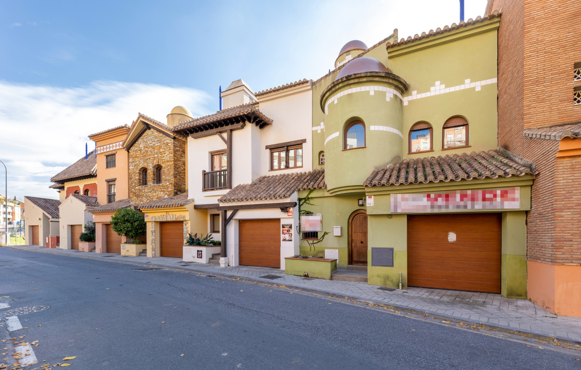 Venta - Casas o chalets - Granada - Cta. del Pino, 48