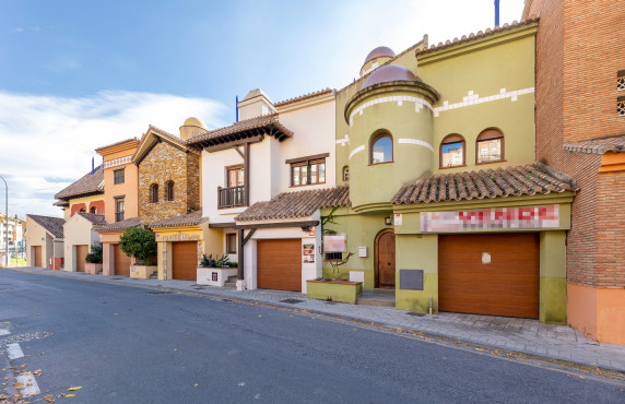 Venta - Casas o chalets - Granada - Cta. del Pino, 48