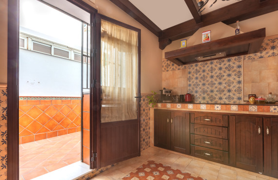 Venta - Casas o chalets - Dos Hermanas - Calle Manuel Calvo Leal