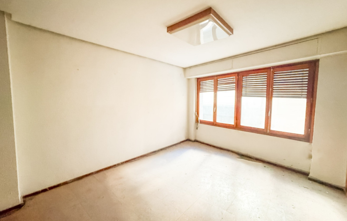 Long Rental Period - Office - Elche