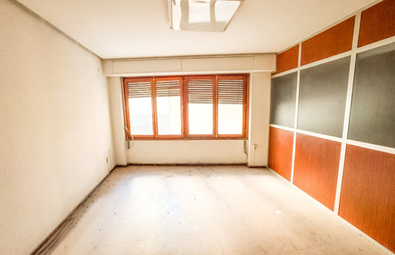 Long Rental Period - Office - Elche