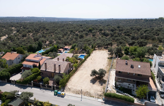 For Sale - Fincas y solares - Las Rozas de Madrid - de San Lorenzo de El Escorial