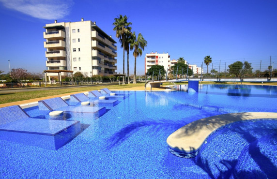 Venta - Apartamento - Arenales del sol - Zona gran via