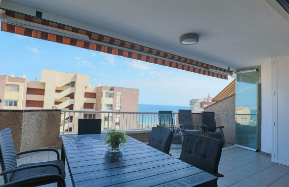 Venta - Apartamento - Arenales del sol - Segunda linea playa