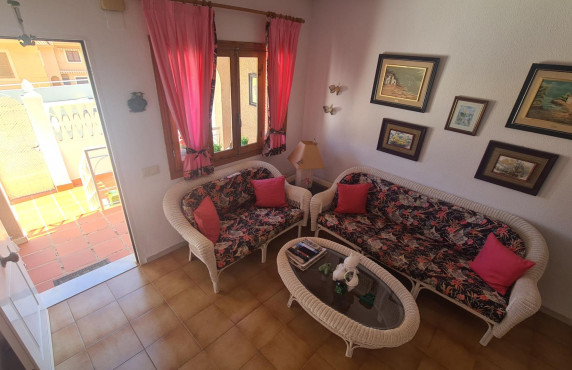 Venta - Bungalow - Arenales del sol - Avenida costa blanca