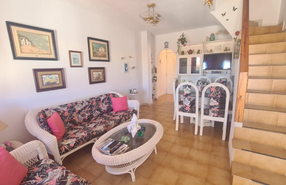 Venta - Bungalow - Arenales del sol - Avenida costa blanca