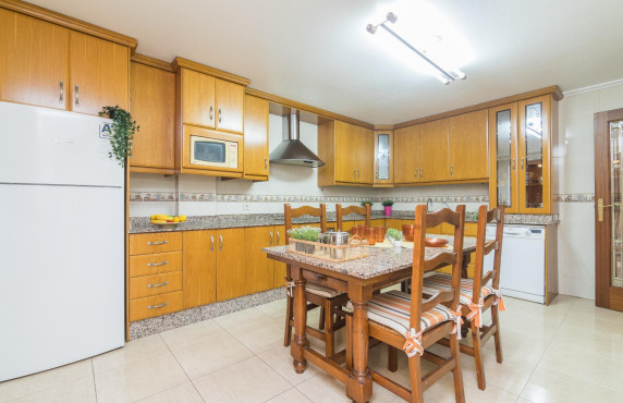 For Sale - Flat - Elche - Asilo - Pisos Azules