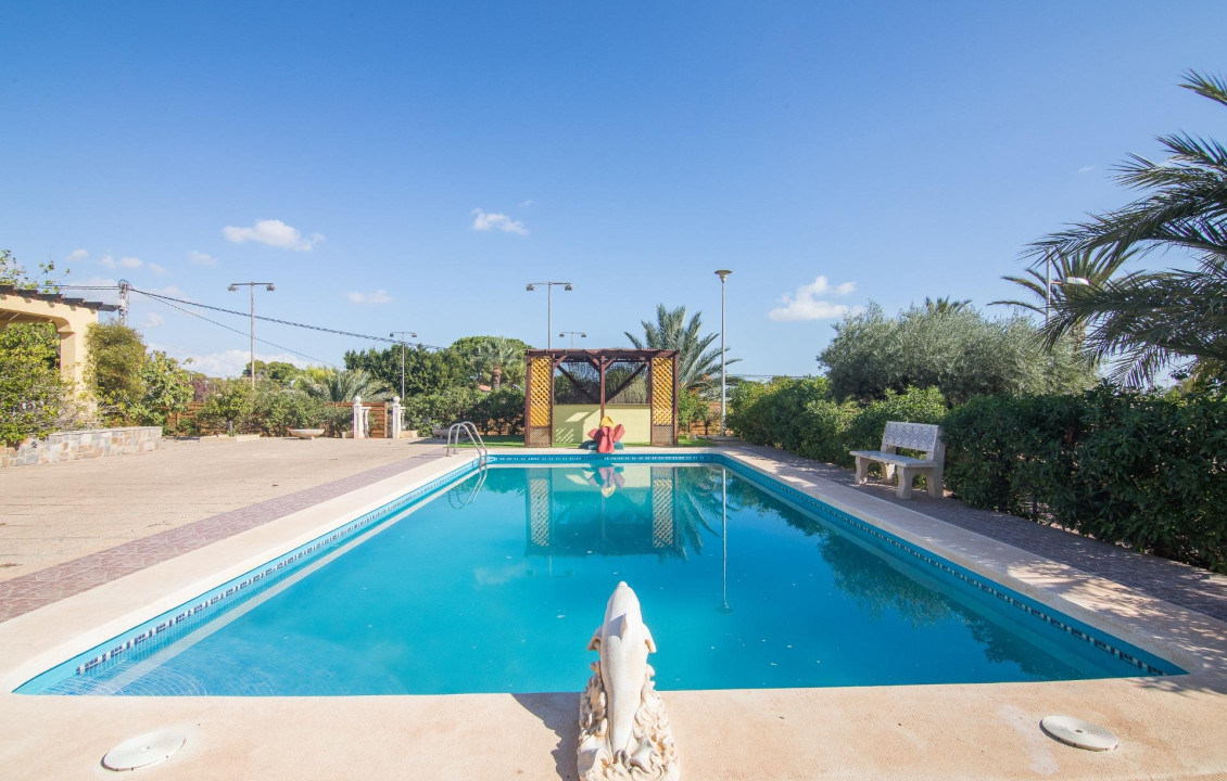 For Sale - villa - Peña las aguilas - Elche