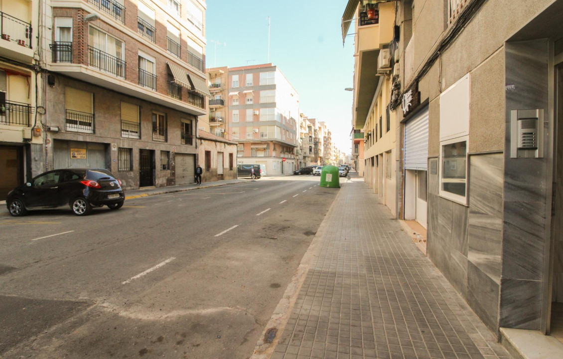 For Sale - Commercial Unit - Elche - Plaza Crevillente